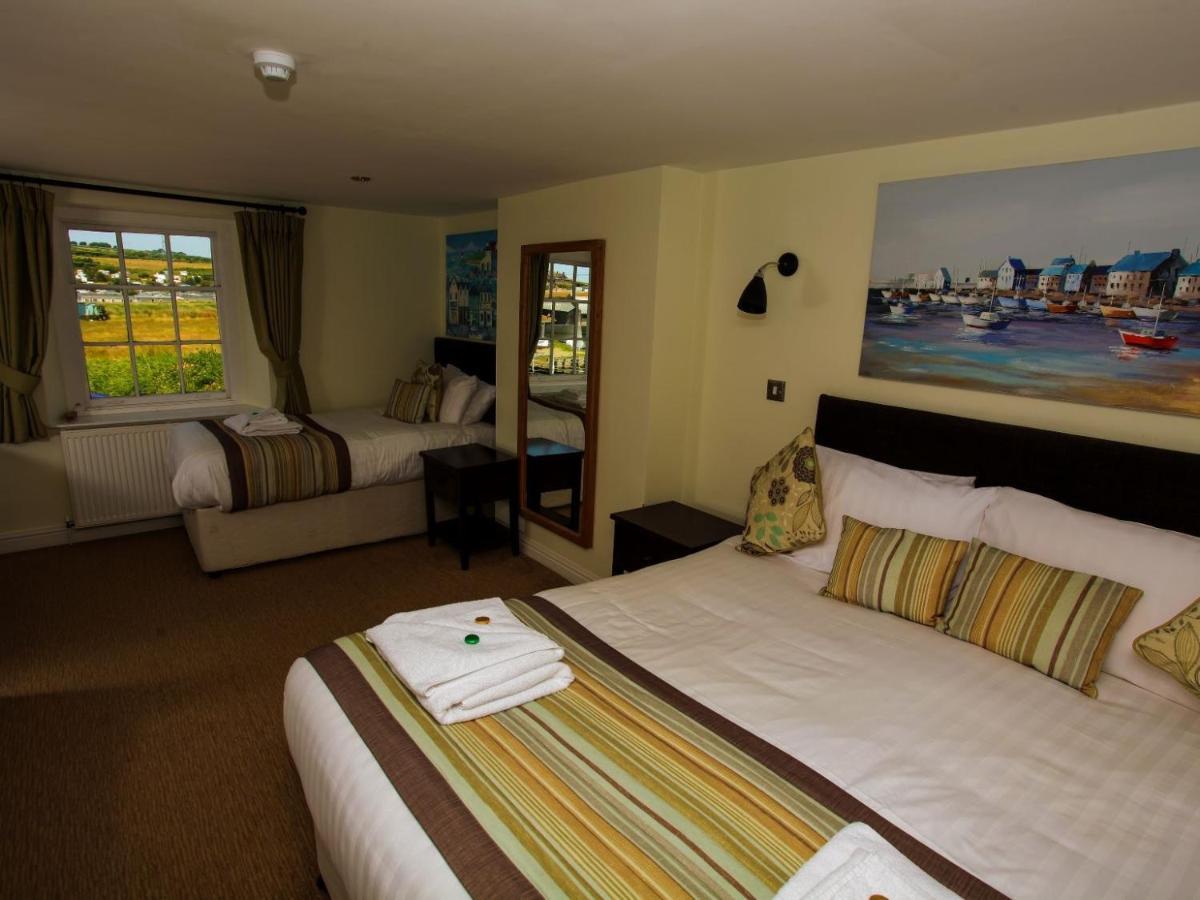 The George Hotell West Bay Exteriör bild