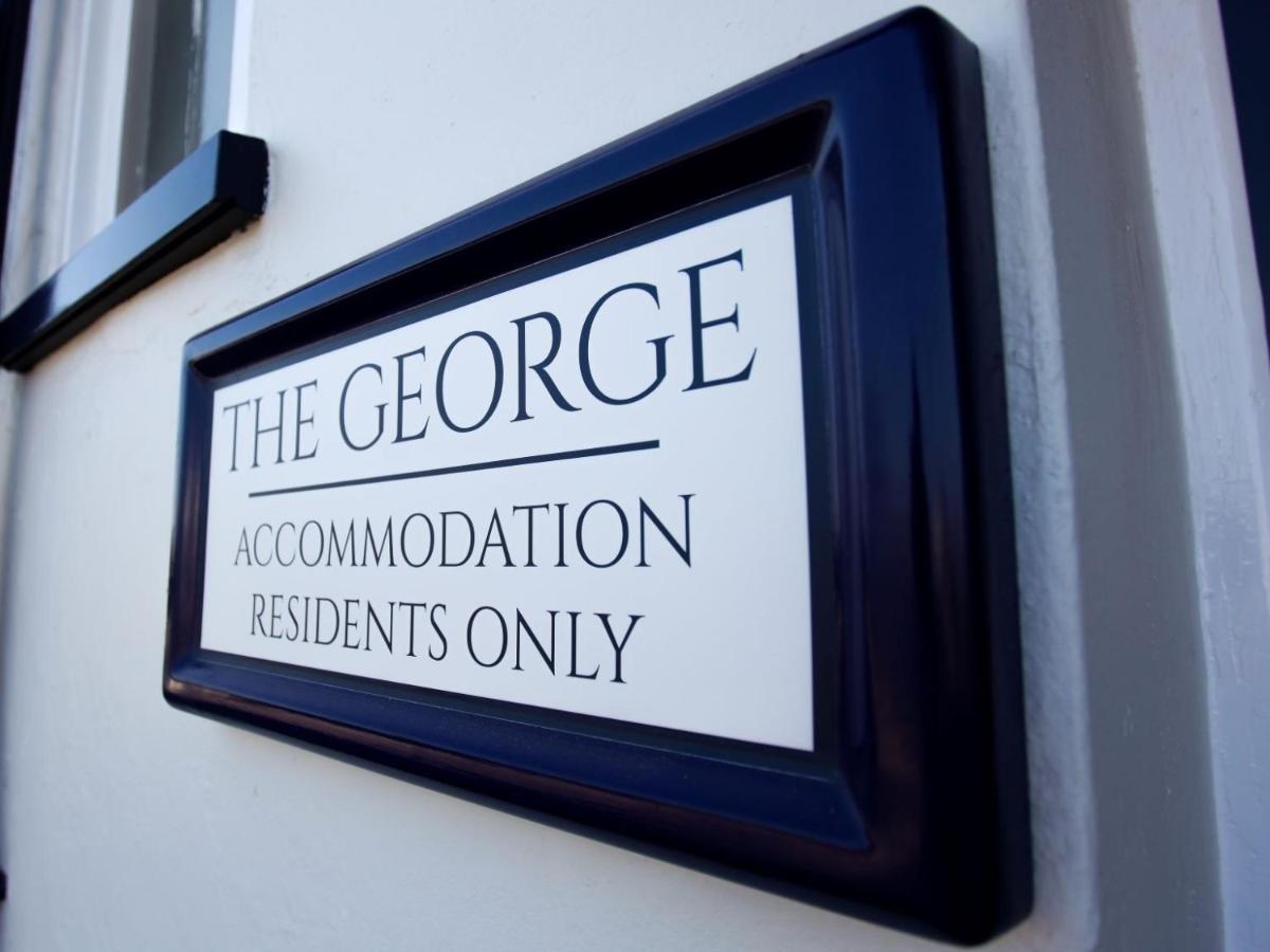 The George Hotell West Bay Exteriör bild